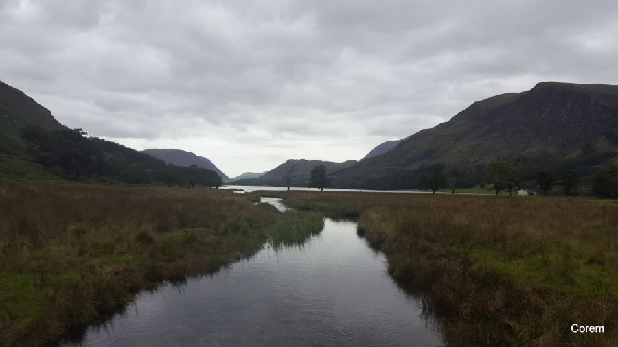 טיול באגם Buttermere